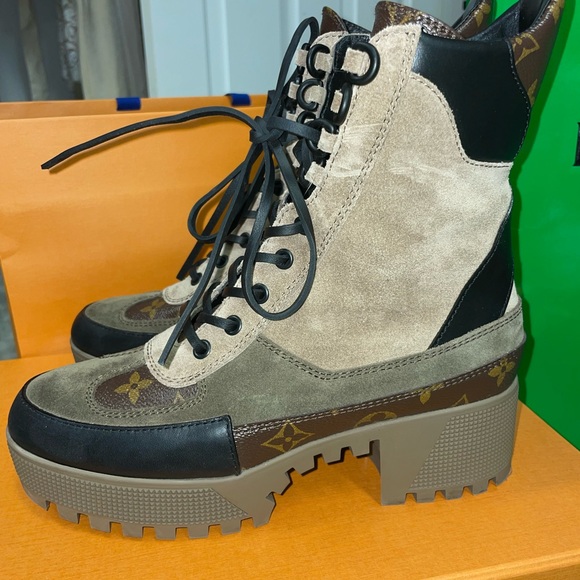 Louis Vuitton Laureate Platform Desert 